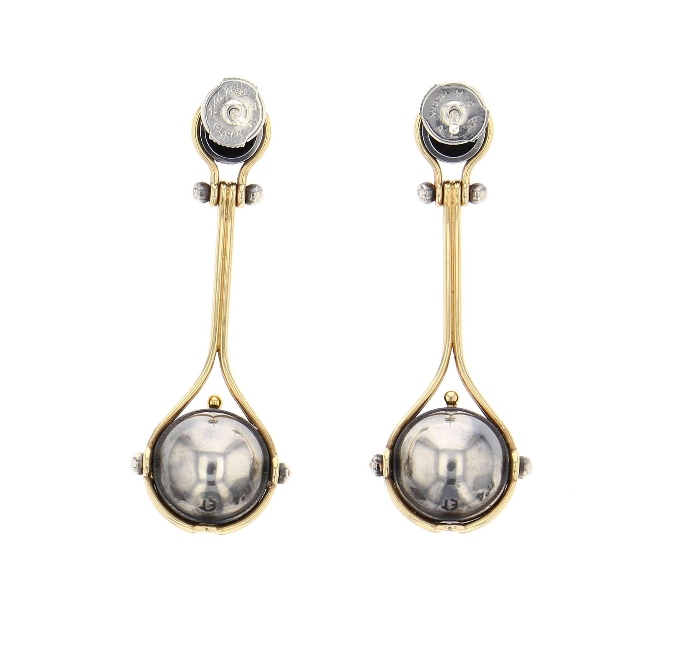 Neoclassical Elie Top Mecanique Celeste Boucles d'Oreilles Pluton Or Jaune, Diamants  For Sale