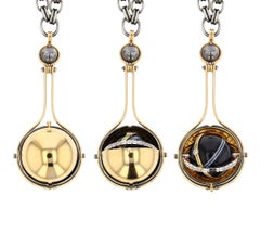 Mecanique Celeste Pendentif Pluton Or, Onyx et Diamant