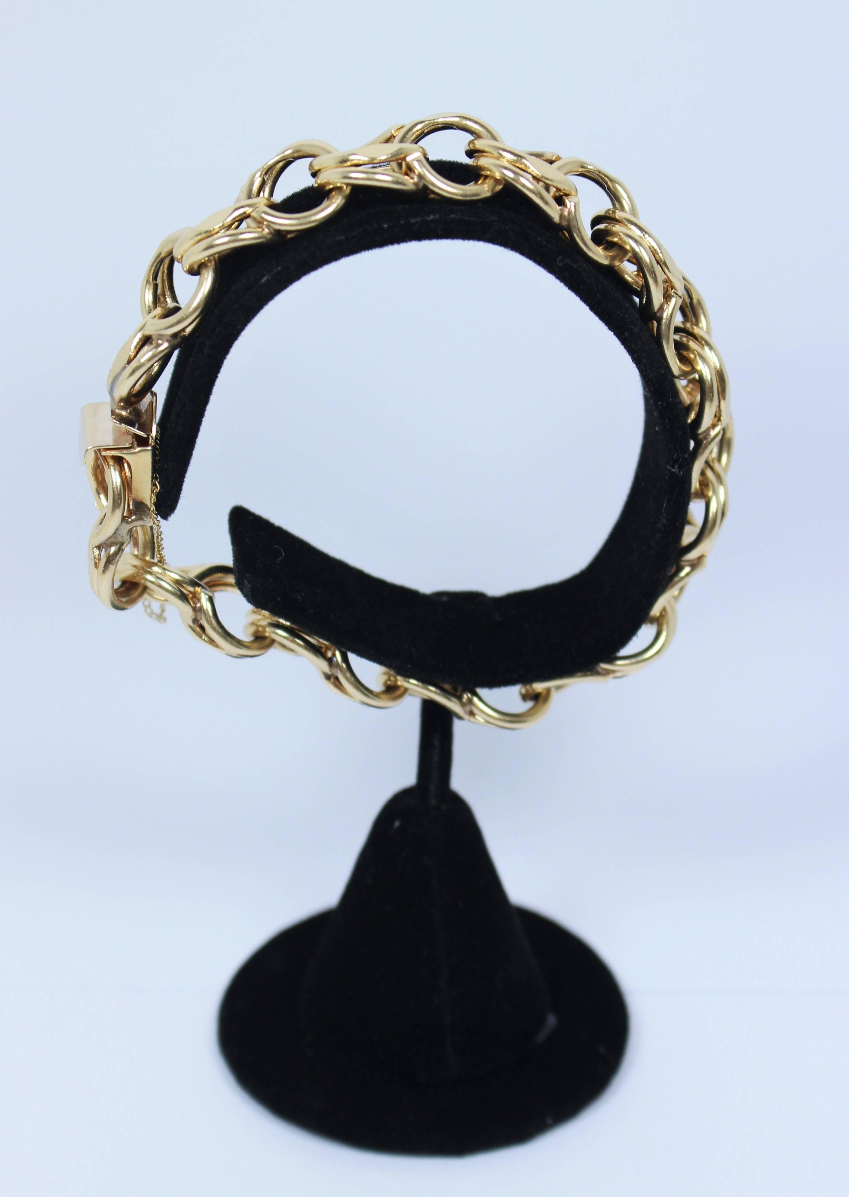 Gold Chain Link Bracelet 2