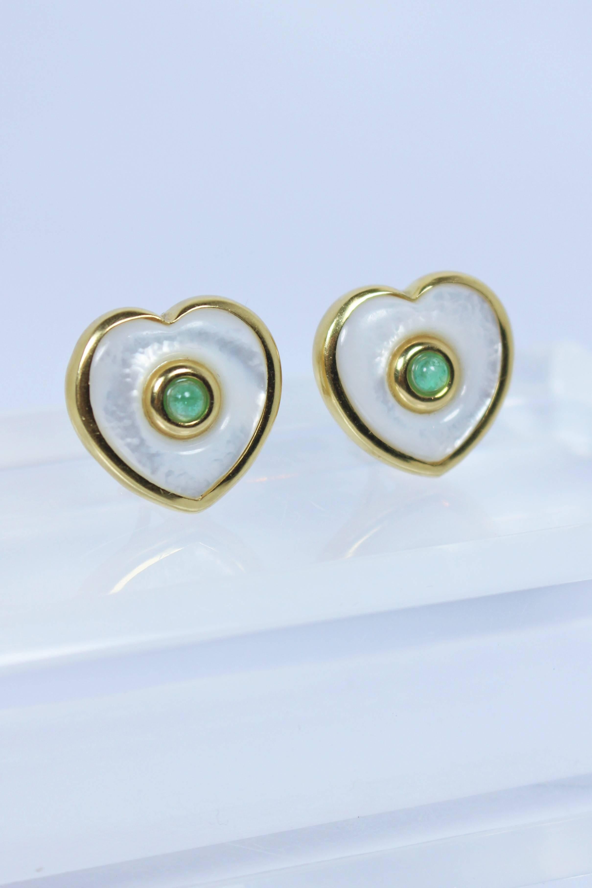 Pearl Cabochon Emerald Gold Earrings  In Excellent Condition For Sale In Los Angeles, CA