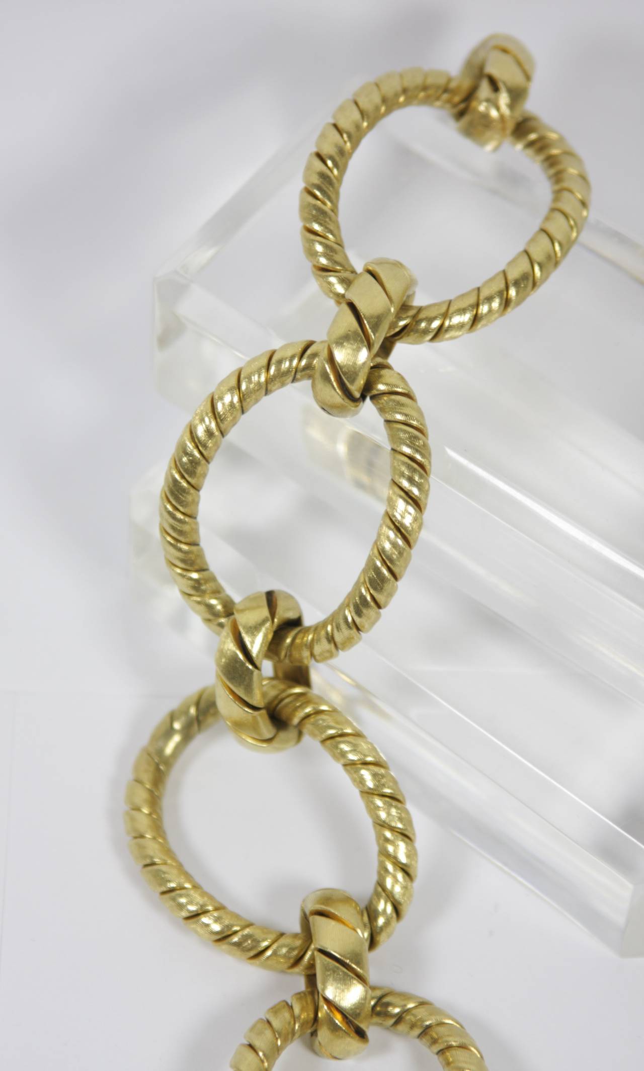 Women's Textured Gold Large Cable Link Bracelet