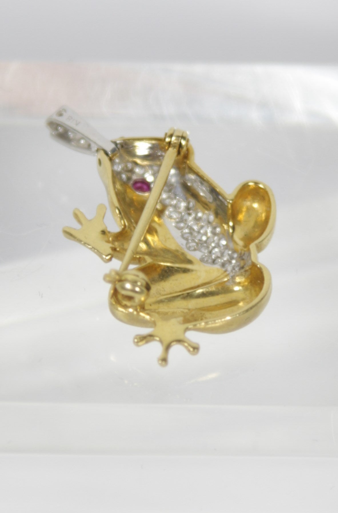 Cabochon Ruby Diamond Gold Frog Pendant 2