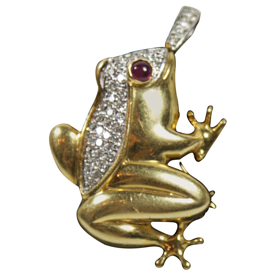 Cabochon Ruby Diamond Gold Frog Pendant