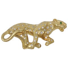 18kt Gold Panther with Matte Finish Diamonds and Emeralds