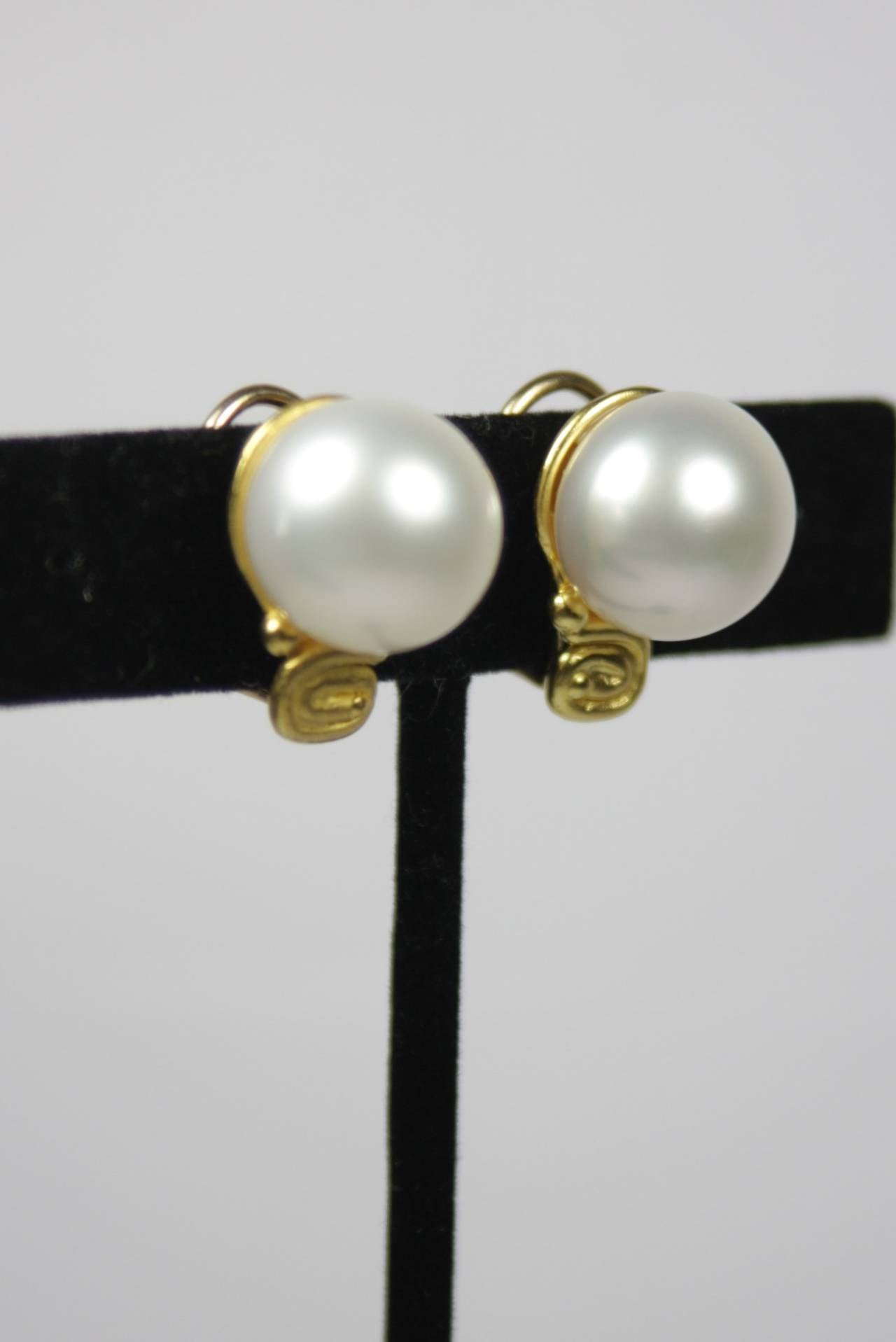 Women's Denise Roberge Pearl Gold Ear Clips