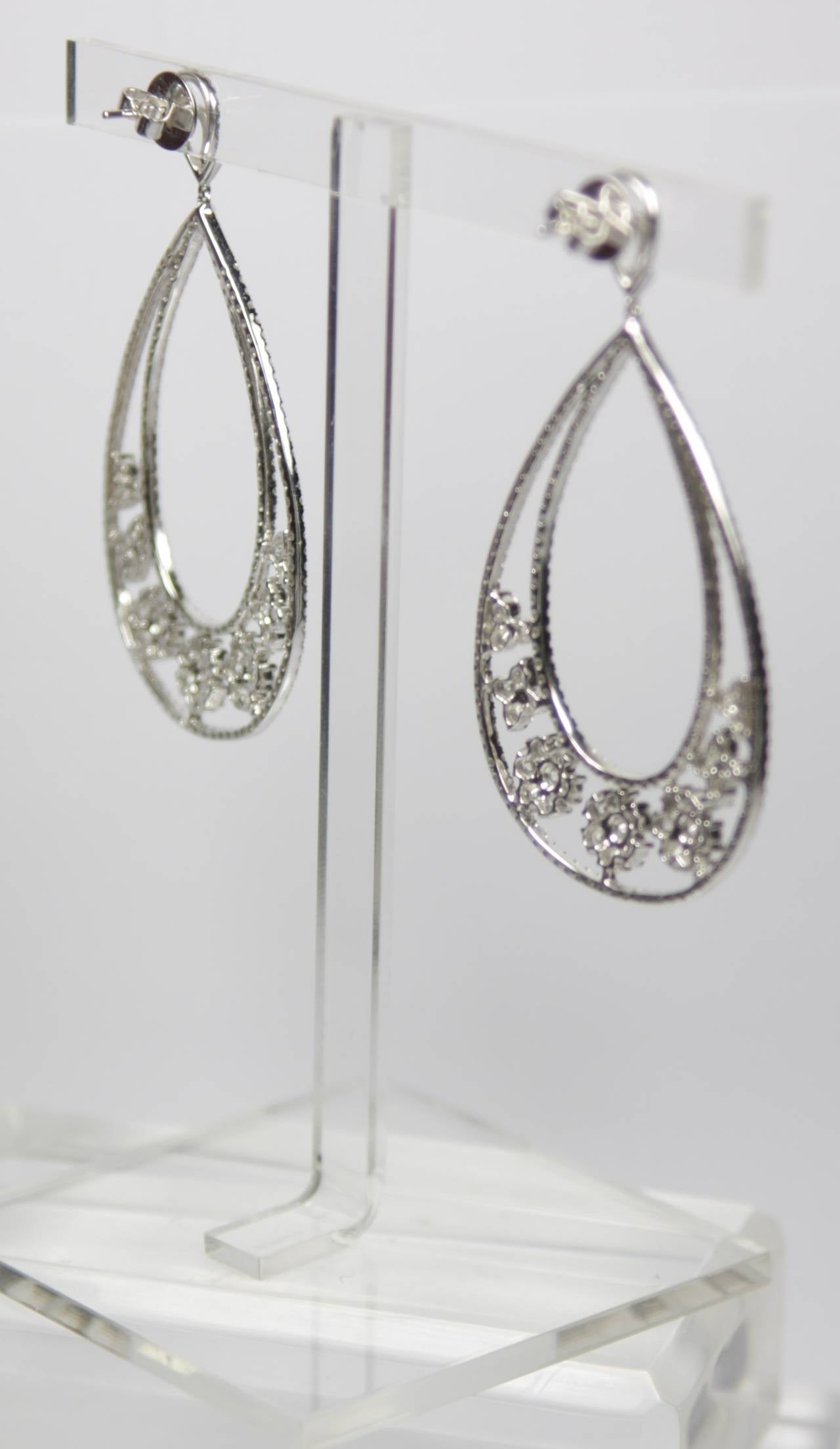 Diamond Gold Floral Pendant Drop Earrings For Sale 1