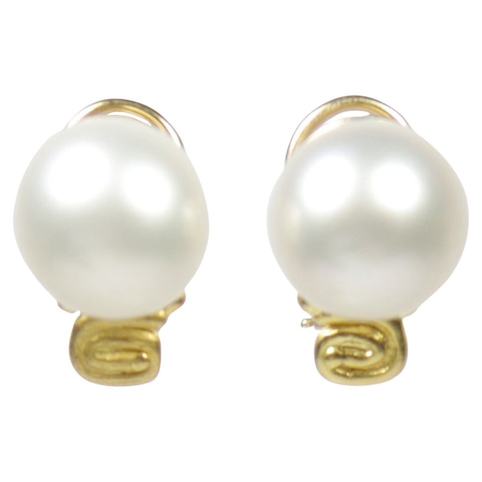 Denise Roberge Pearl Gold Ear Clips