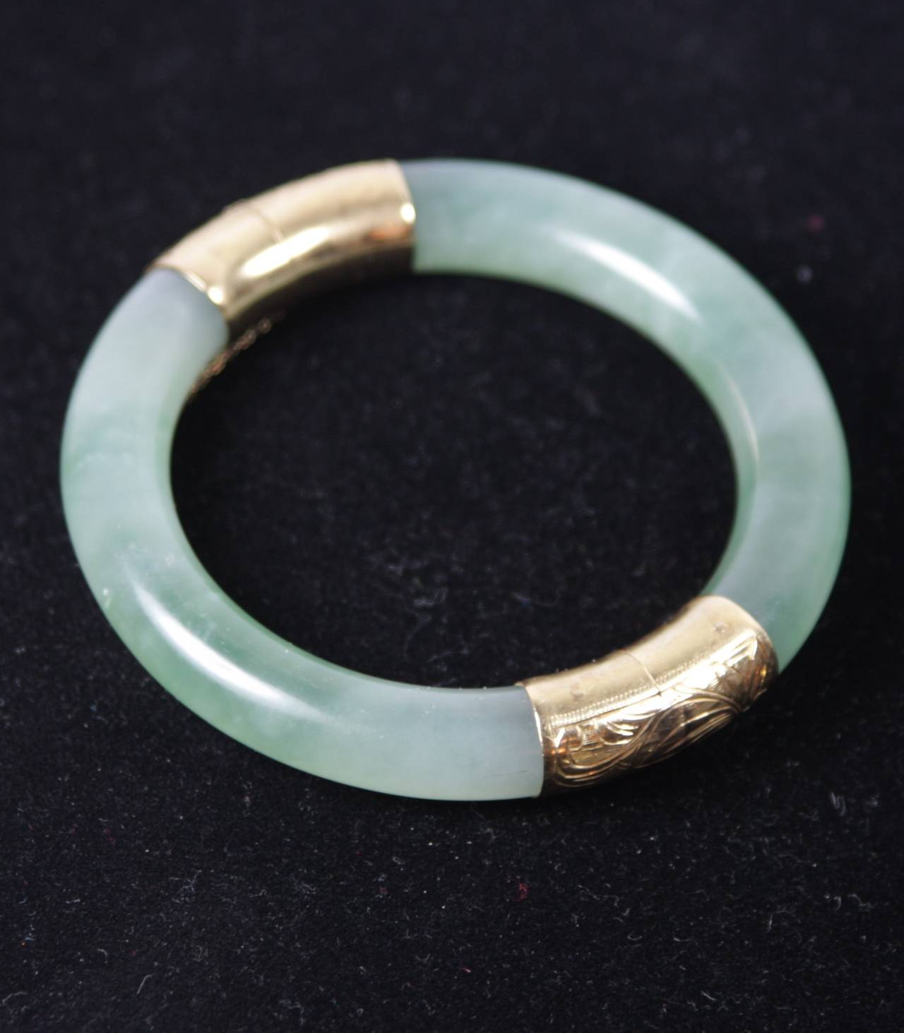 Jade Bracelet with Gold Clasp 3