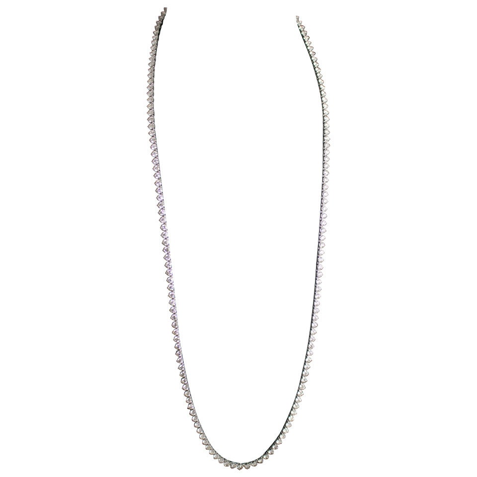 Opera Length White Gold Necklace with 25 Carats 196 Round Brilliant Diamonds