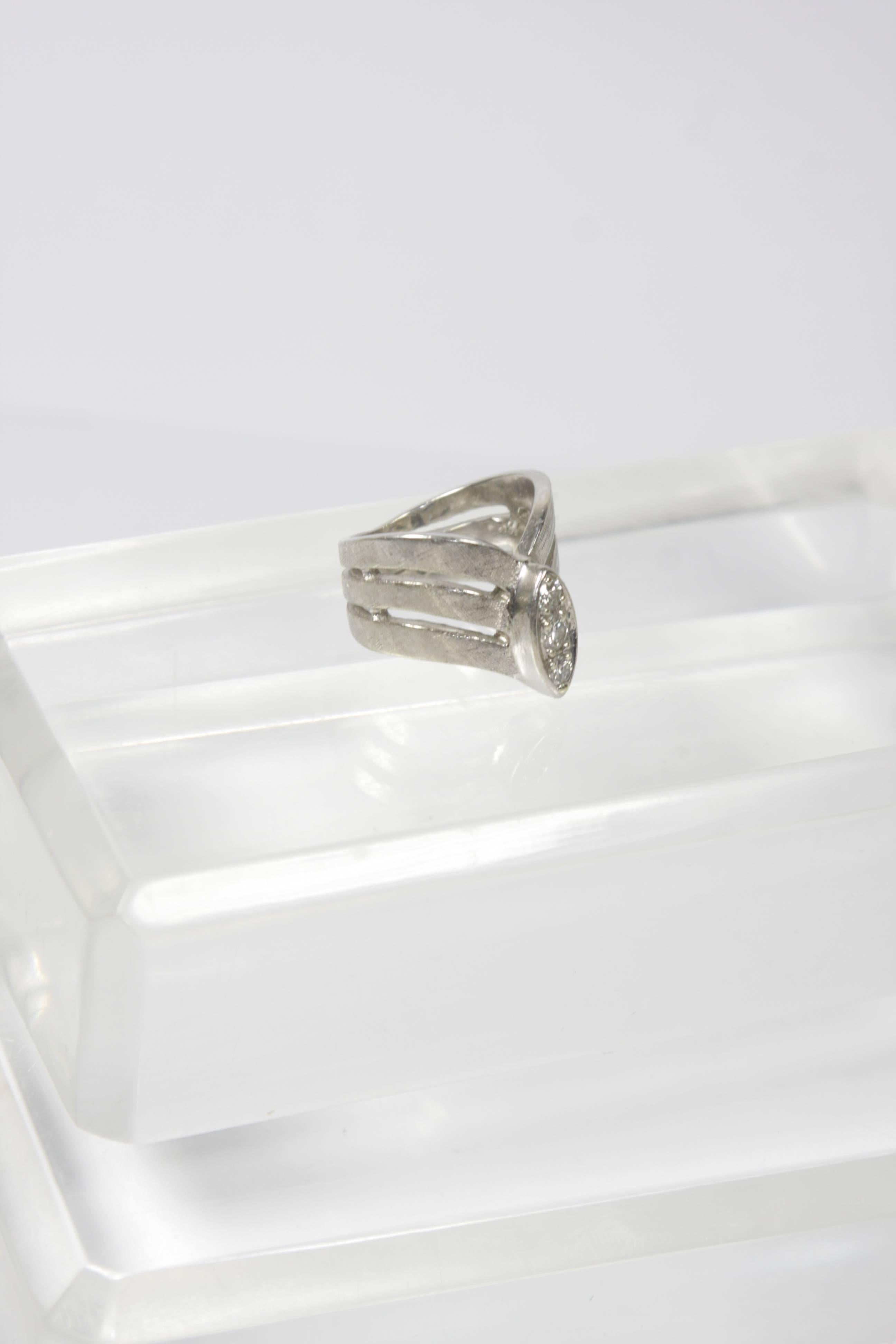 Diamond Gold Textured Chevron Ring  2