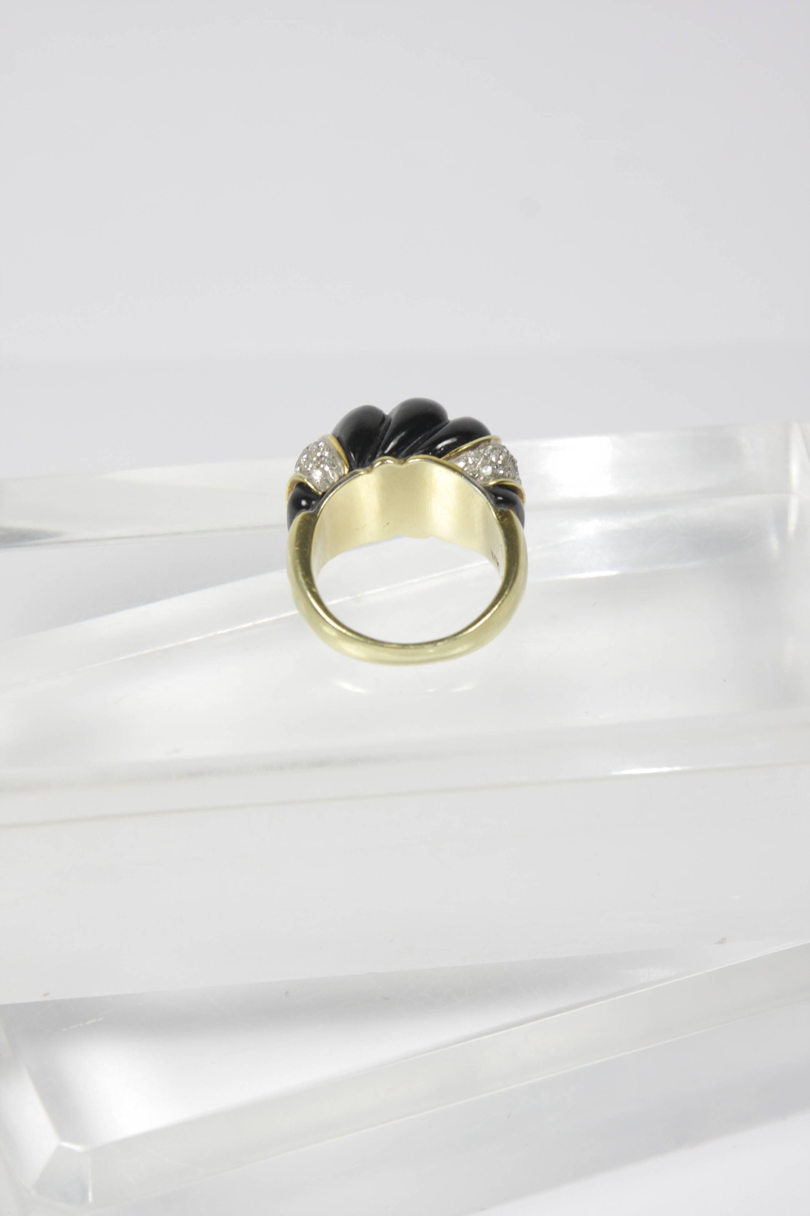  14 K Yellow Gold Ring with Onyx and Diamonds For Sale 2