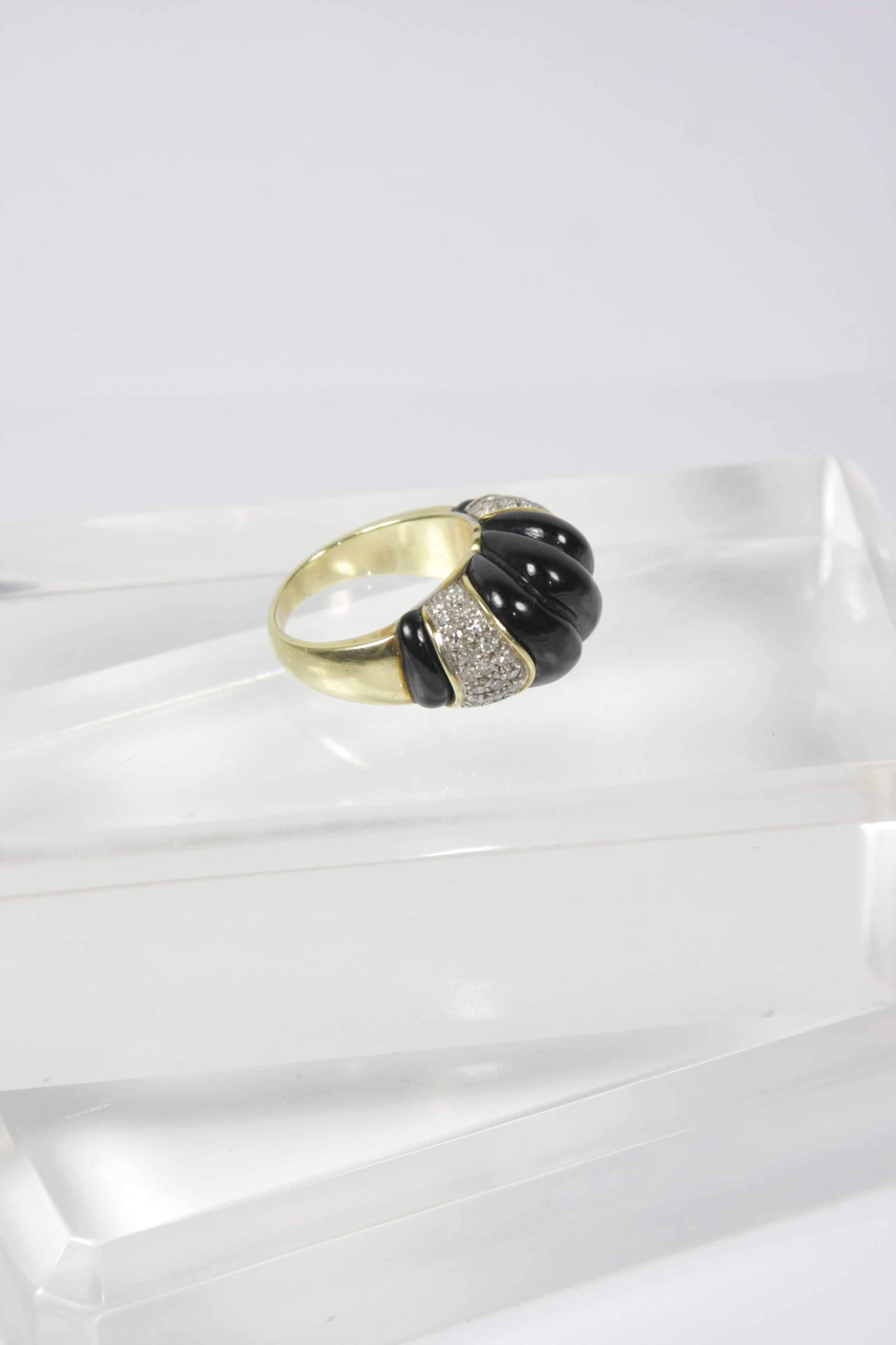 14 K Yellow Gold Ring with Onyx and Diamonds For Sale 1