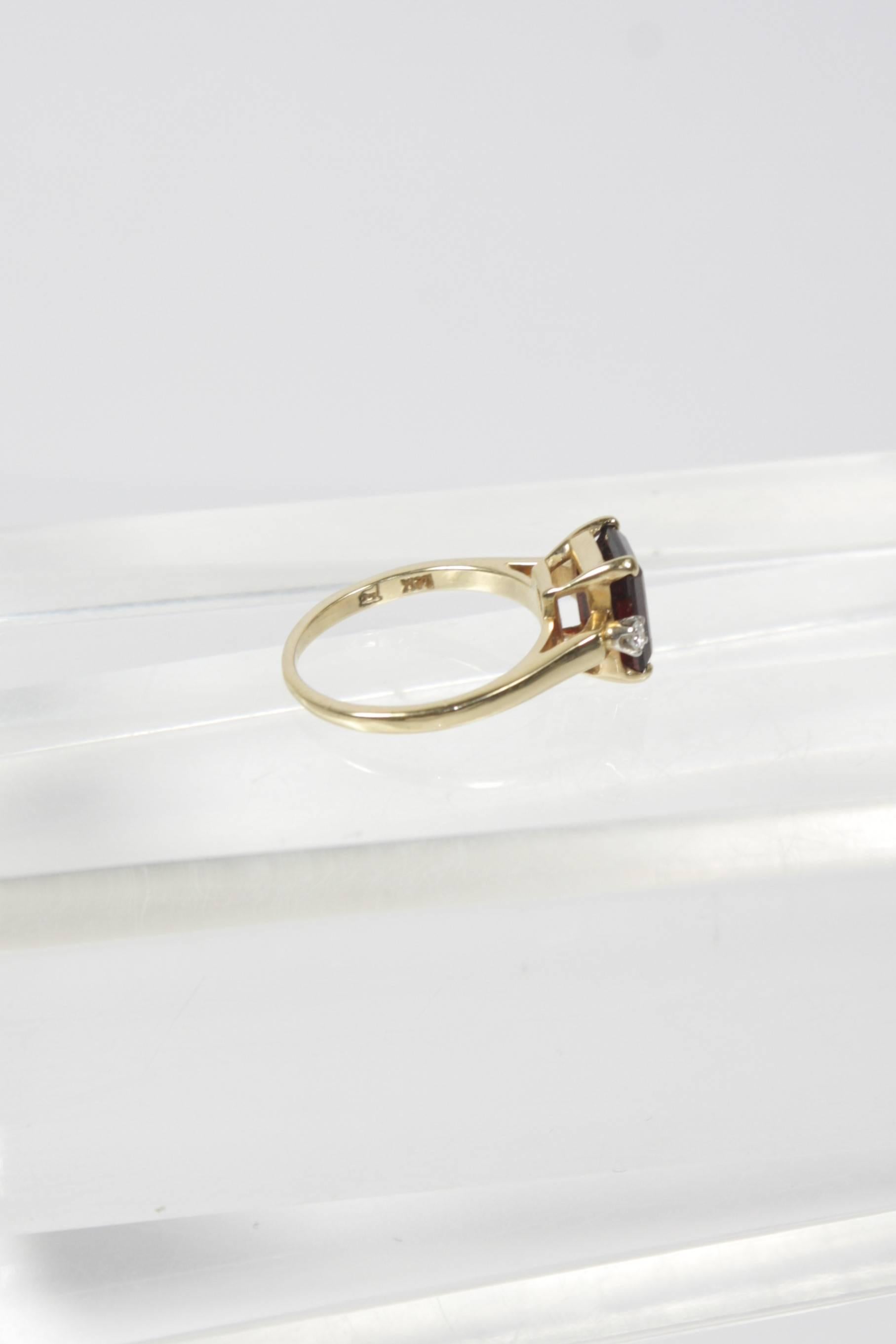 Emerald Cut Garnet and Diamond 14KT Yellow Gold Ring Size 6 3