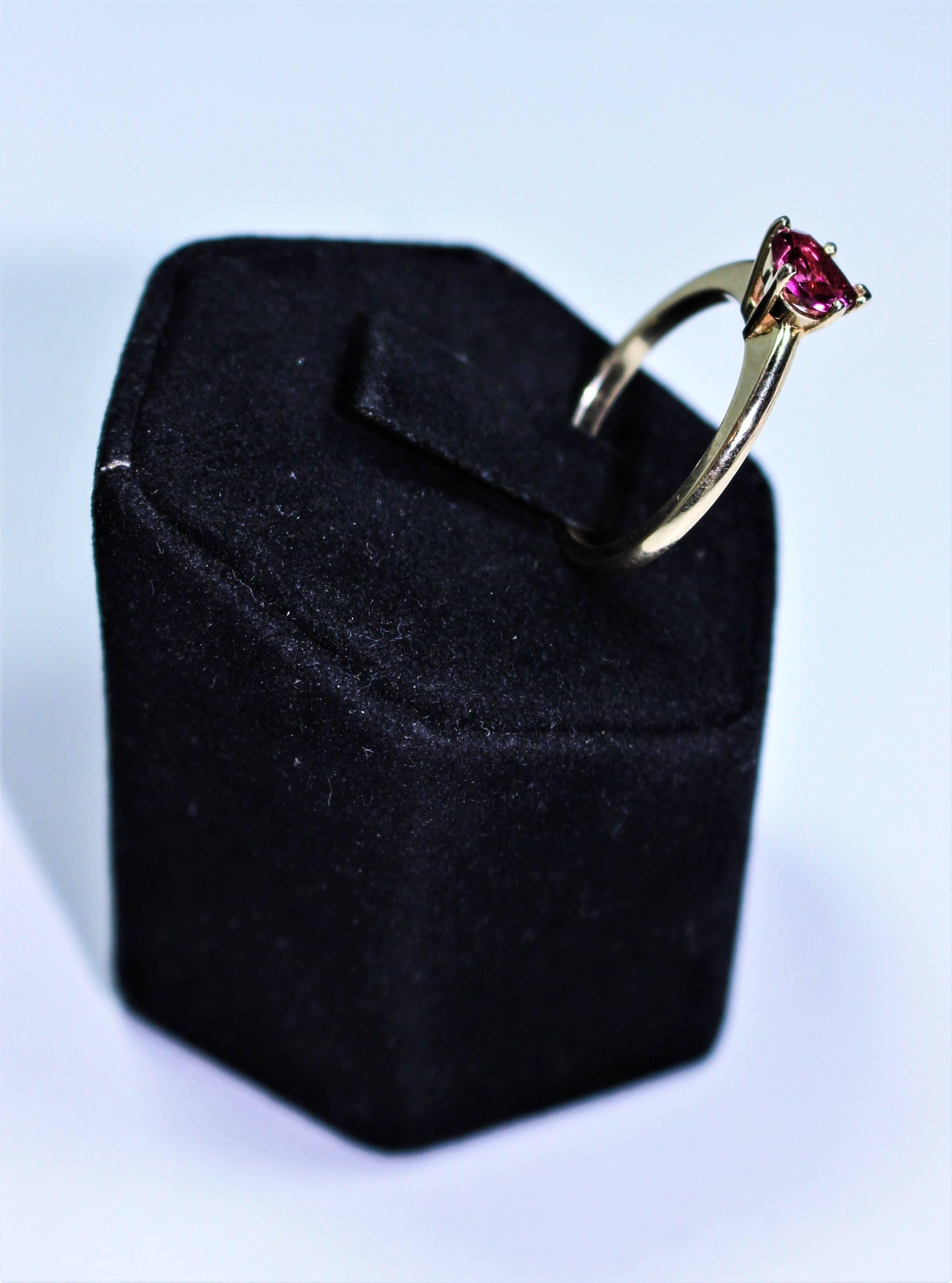 Women's Classic Pink Tourmaline Gold Heart Ring  For Sale