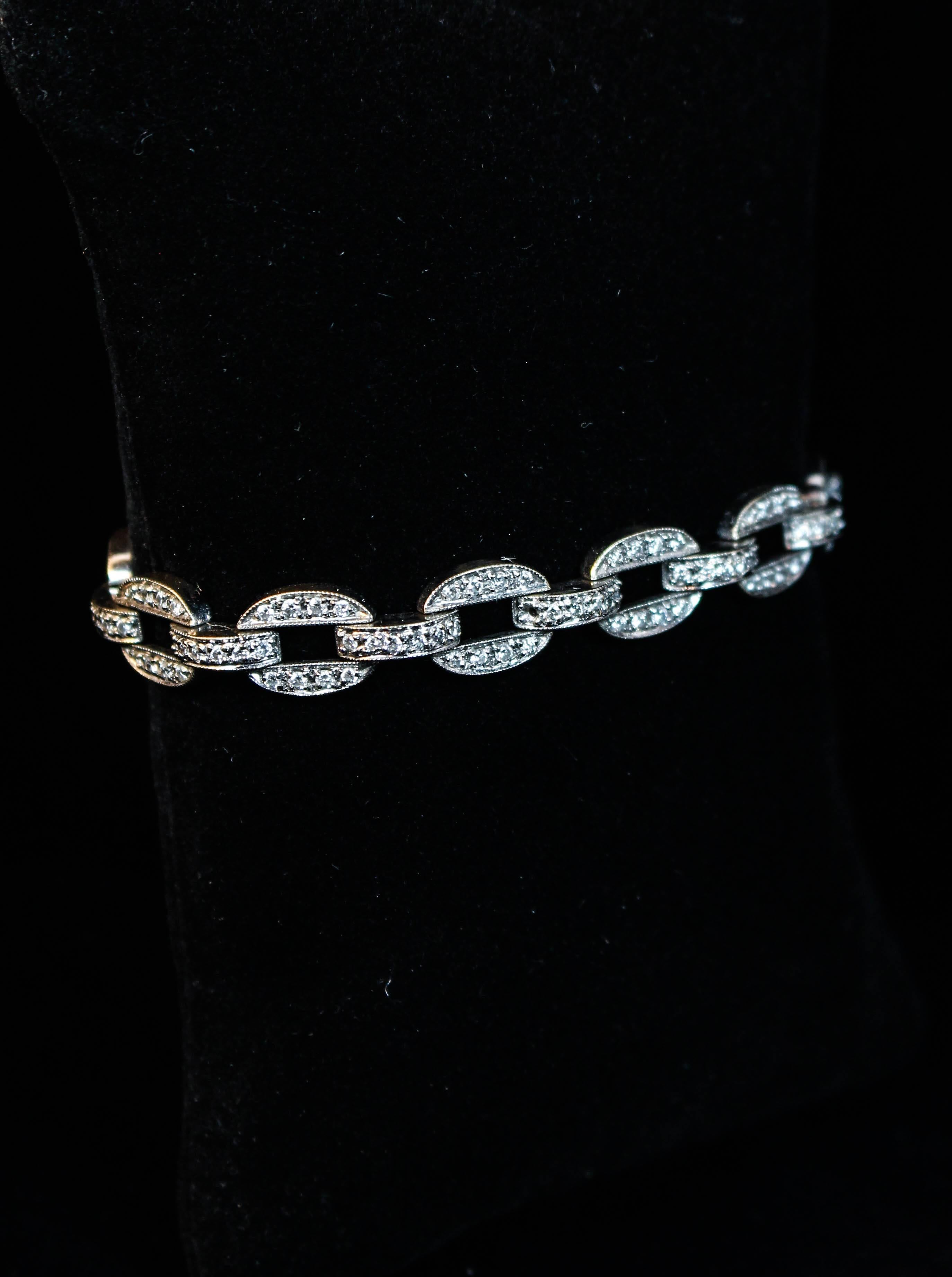 White Gold Pave Oval 5.0 Carats Diamonds Link Bracelet  In Excellent Condition In Los Angeles, CA