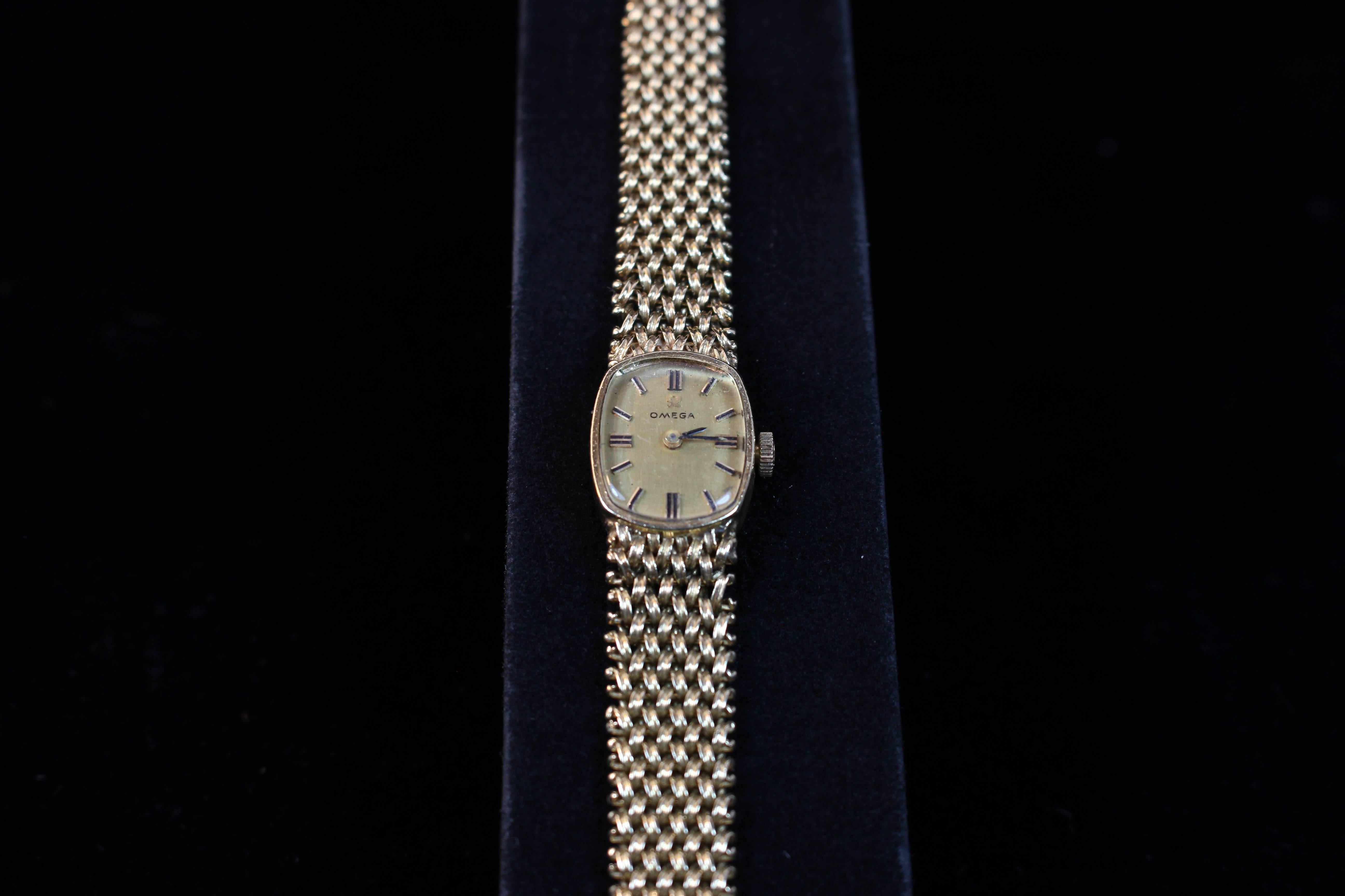 Omega Lady's Yellow Gold Woven Wristwatch For Sale 3