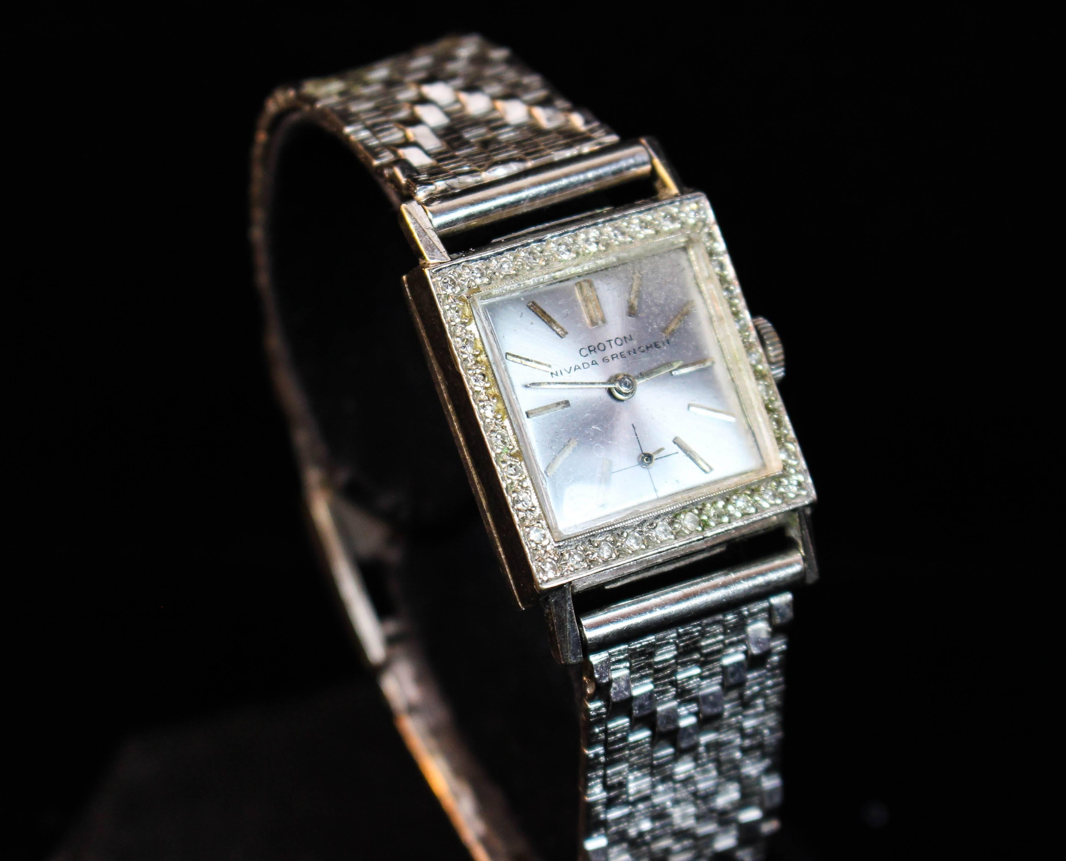 Croton Nivada Grenchen Ladies White Gold Pave Diamond Wristwatch In Excellent Condition In Los Angeles, CA