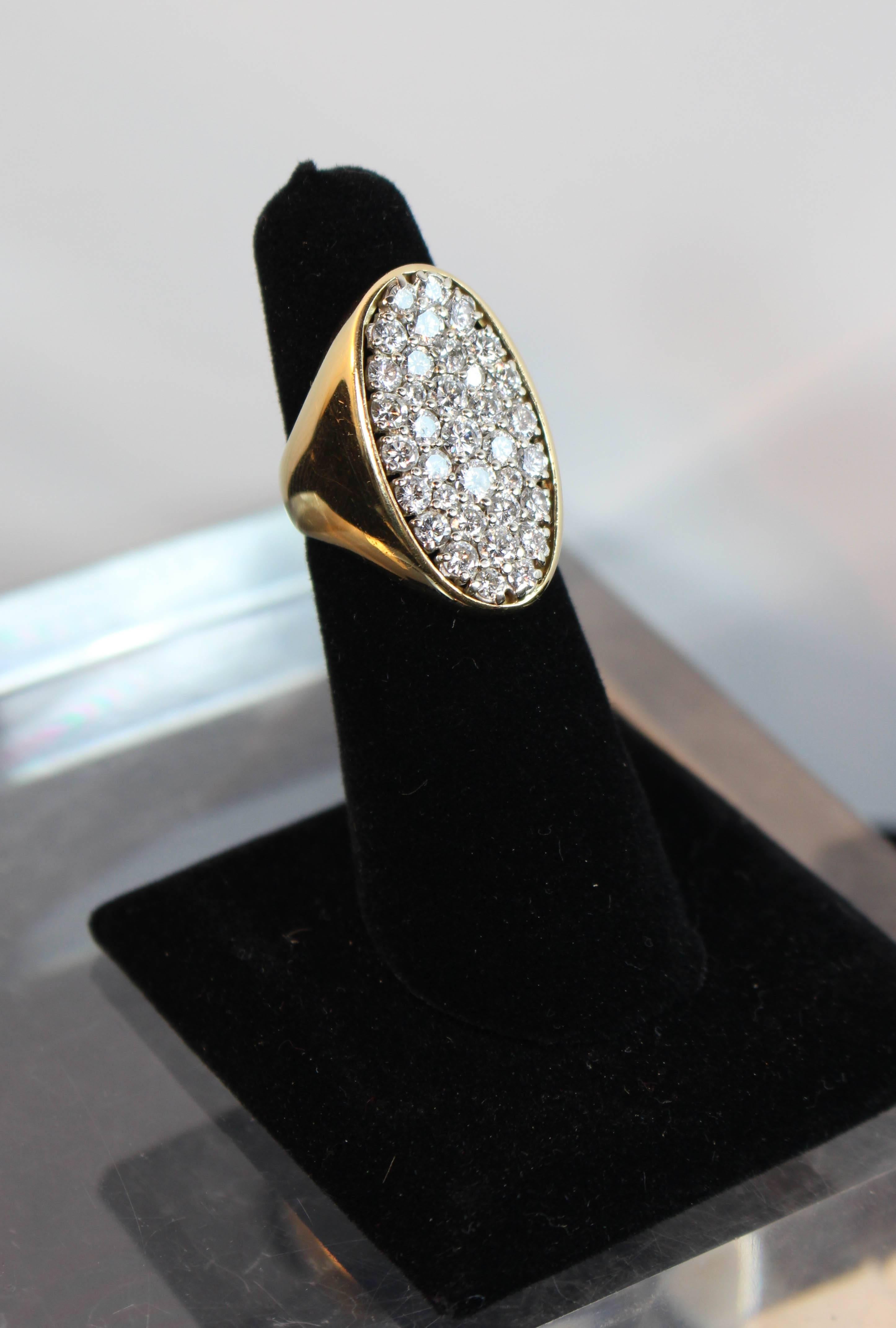  1970s Italian Diamond Pave Yellow Gold Ring  1