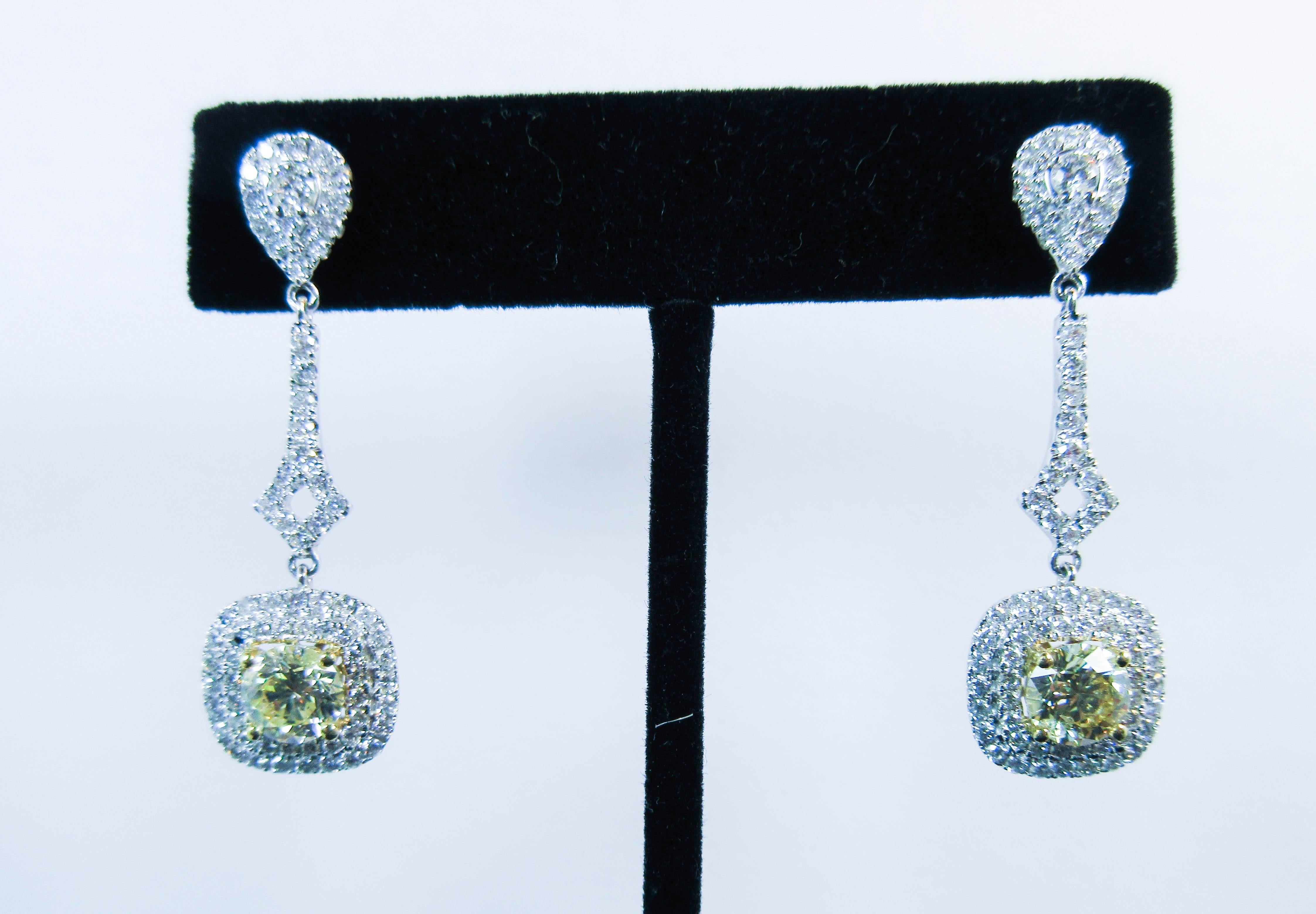 Stunning Yellow Cuts Diamond Pave White Gold Drop Earrings In Excellent Condition For Sale In Los Angeles, CA