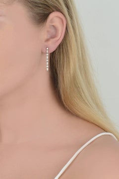 Yvonne Leon Boucles d'oreilles contemporaines en diamants
