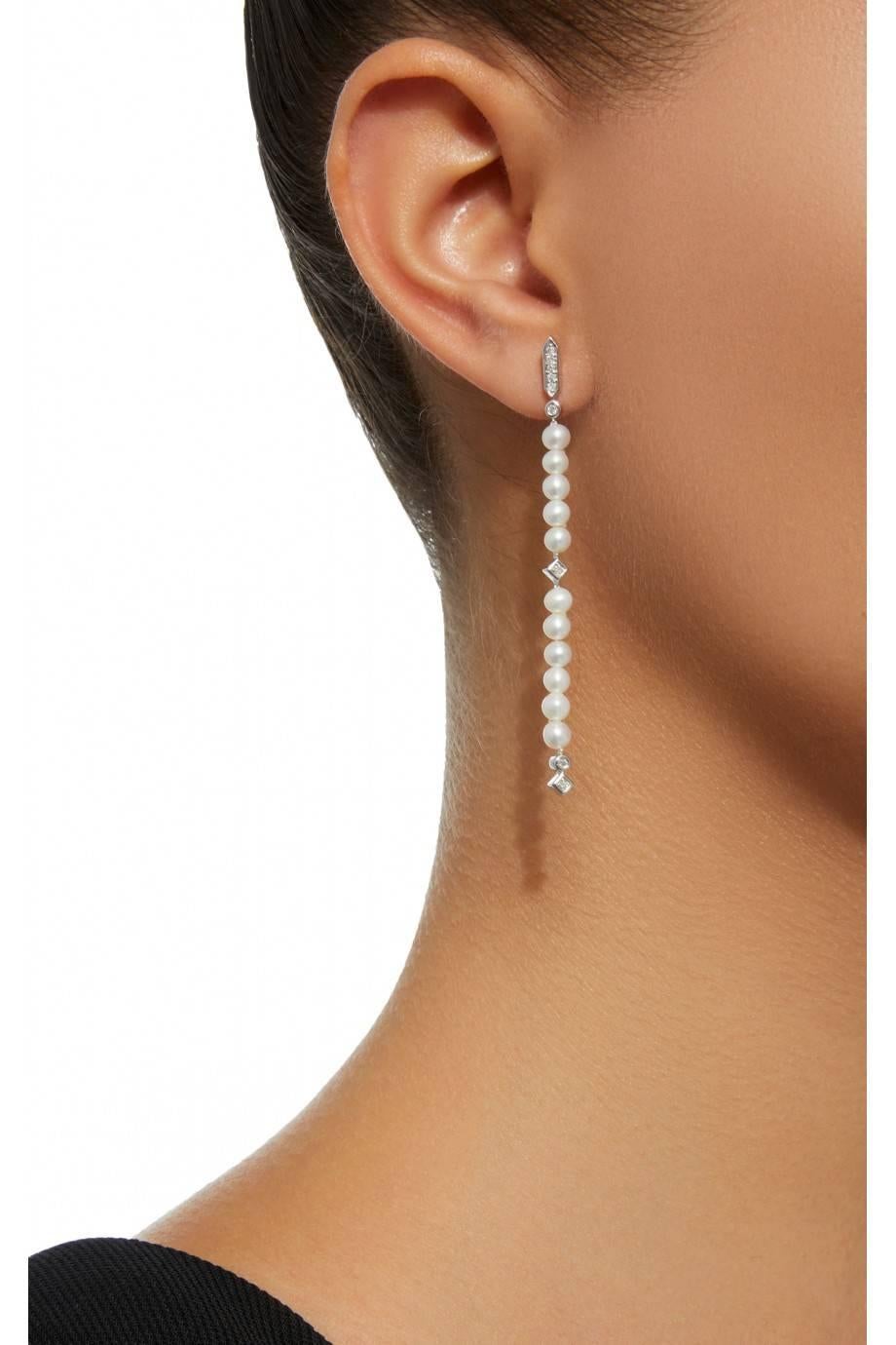 Yvonne Leon's Earrings in 18 Karat White Gold with Pearls, Diamonds In New Condition In Paris, FR