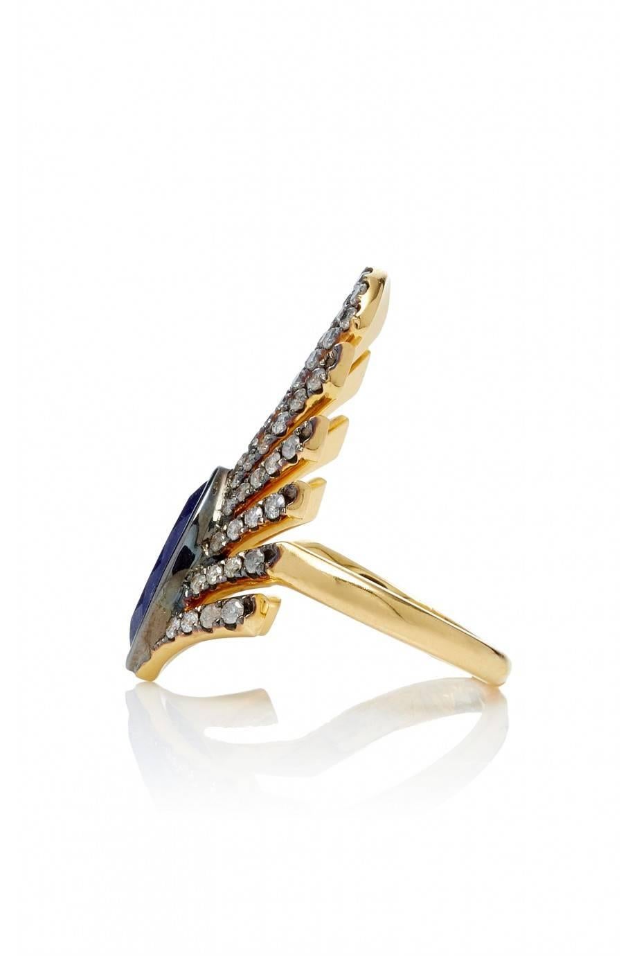 Yvonne Leon's Ring in 18 Karat Yellow Gold with Diamonds and Sapphire In New Condition In Paris, FR