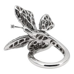 Crivelli Schmetterling-Diamantring in Schwarz-Weiß, 18 Karat Weißgold, 2,53 Karat Gesamtgewicht