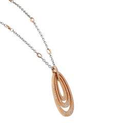 Collana con ciondolo a diamanti traforato a strati Crivelli, in oro bianco e rosa 18 carati, 2,21 carati in totale