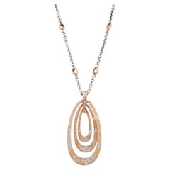 Collana con ciondolo a diamanti traforato a strati Crivelli, in oro bianco e rosa 18 carati, 2,21 carati in totale