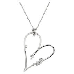 Collana con ciondolo a forma di cuore grande con diamanti Crivelli, oro bianco 18 carati, 0,71 carati in totale