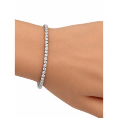 Bracciale a giro Rachel Koen con diamanti sintetici taglio rotondo, oro bianco 14K, 1,0 Cttw