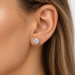 Pendientes de diamantes cultivados en laboratorio de 0,50 Cttw, talla redonda y con cuatro garras, en oro blanco de 14K
