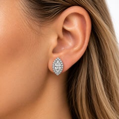 Pendientes de botón de Rachel Koen con diamantes cultivados en laboratorio de talla marqués, en oro blanco de 14K, 1,0 ct en total