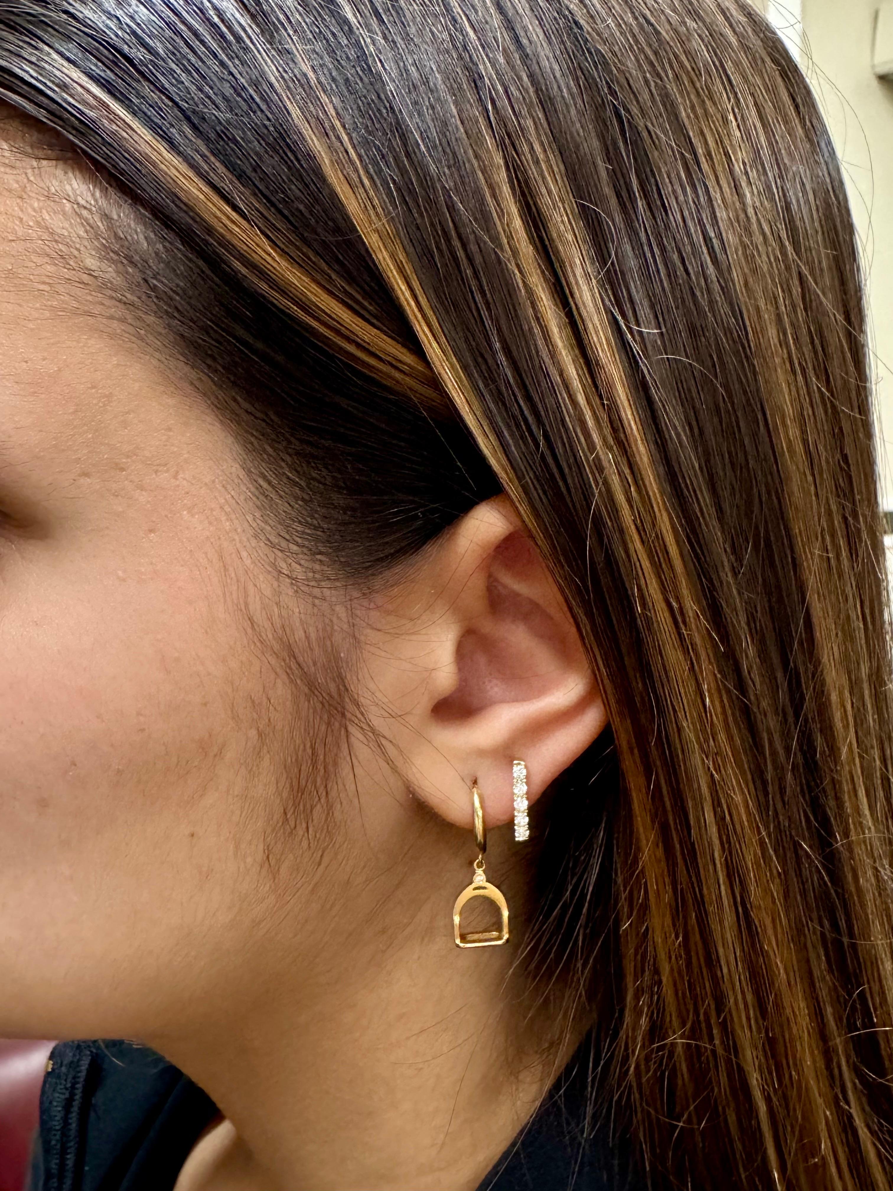 Contemporary Garavelli 18 Kt Yellow Gold Brown Diamonds Stirrups Collection Dangling Earrings For Sale