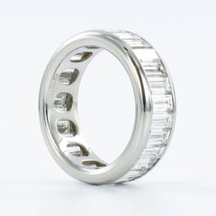 Gübelin Anillo Eternidad Platino Diamante Baguette