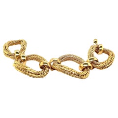 Vintage Statement Chain Bracelet in 18 Karat Yellow Gold 