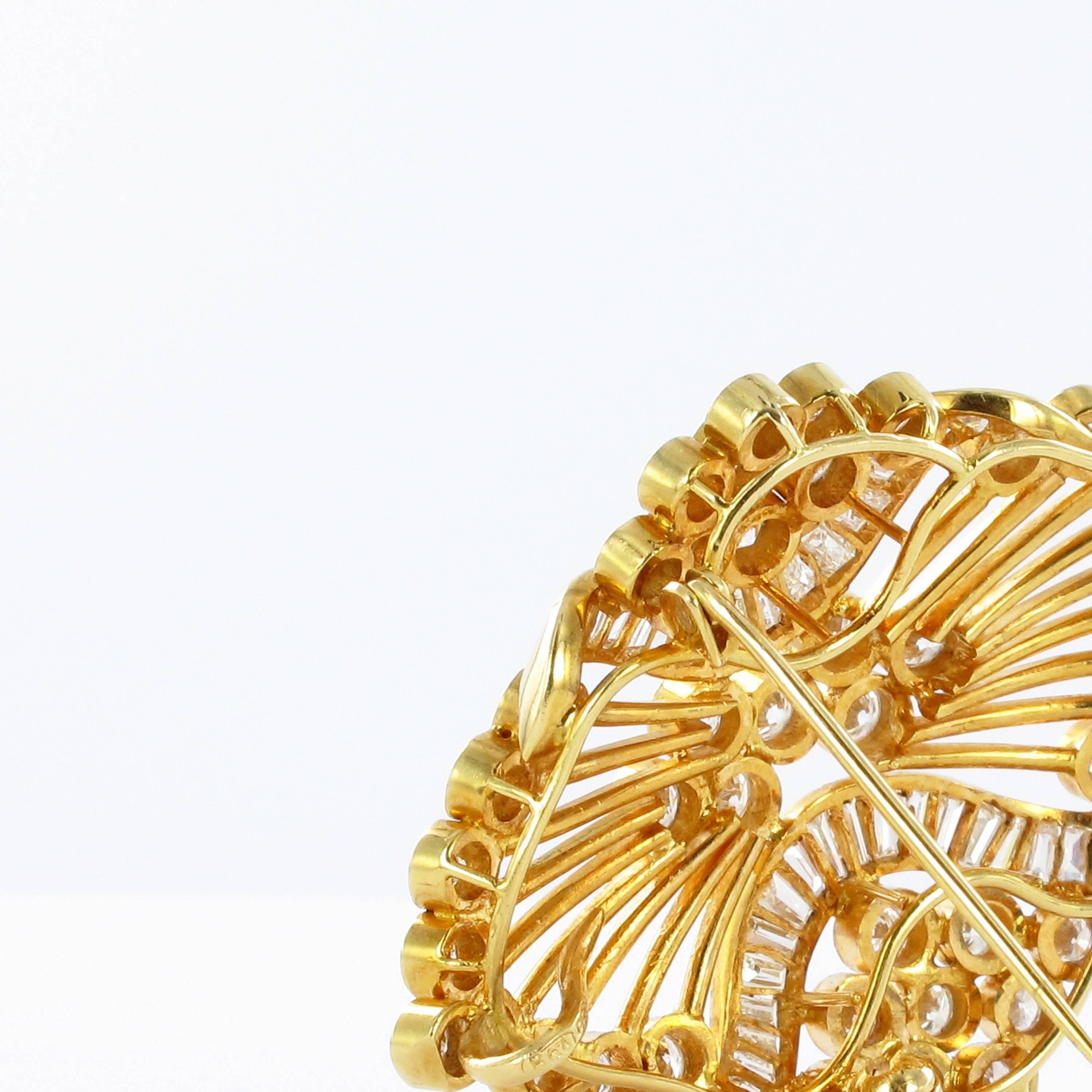 Gold Diamond Flower Pendant or Brooch 3