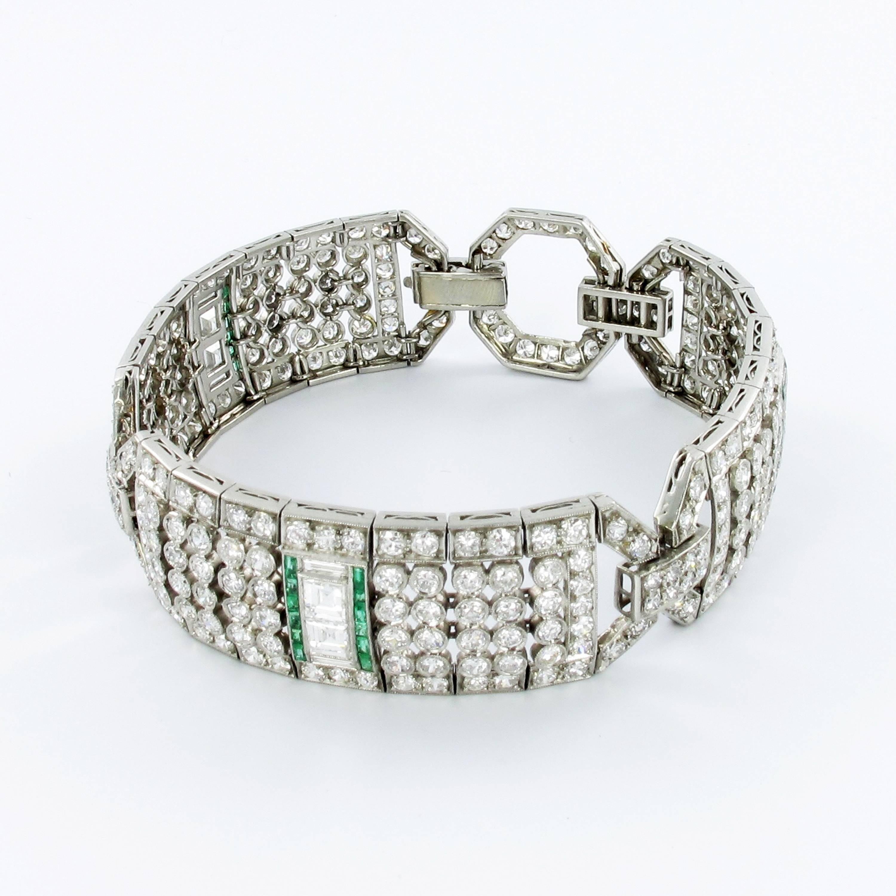 Magnificent Emerald and Diamond Platinum Art Deco Bracelet For Sale 2