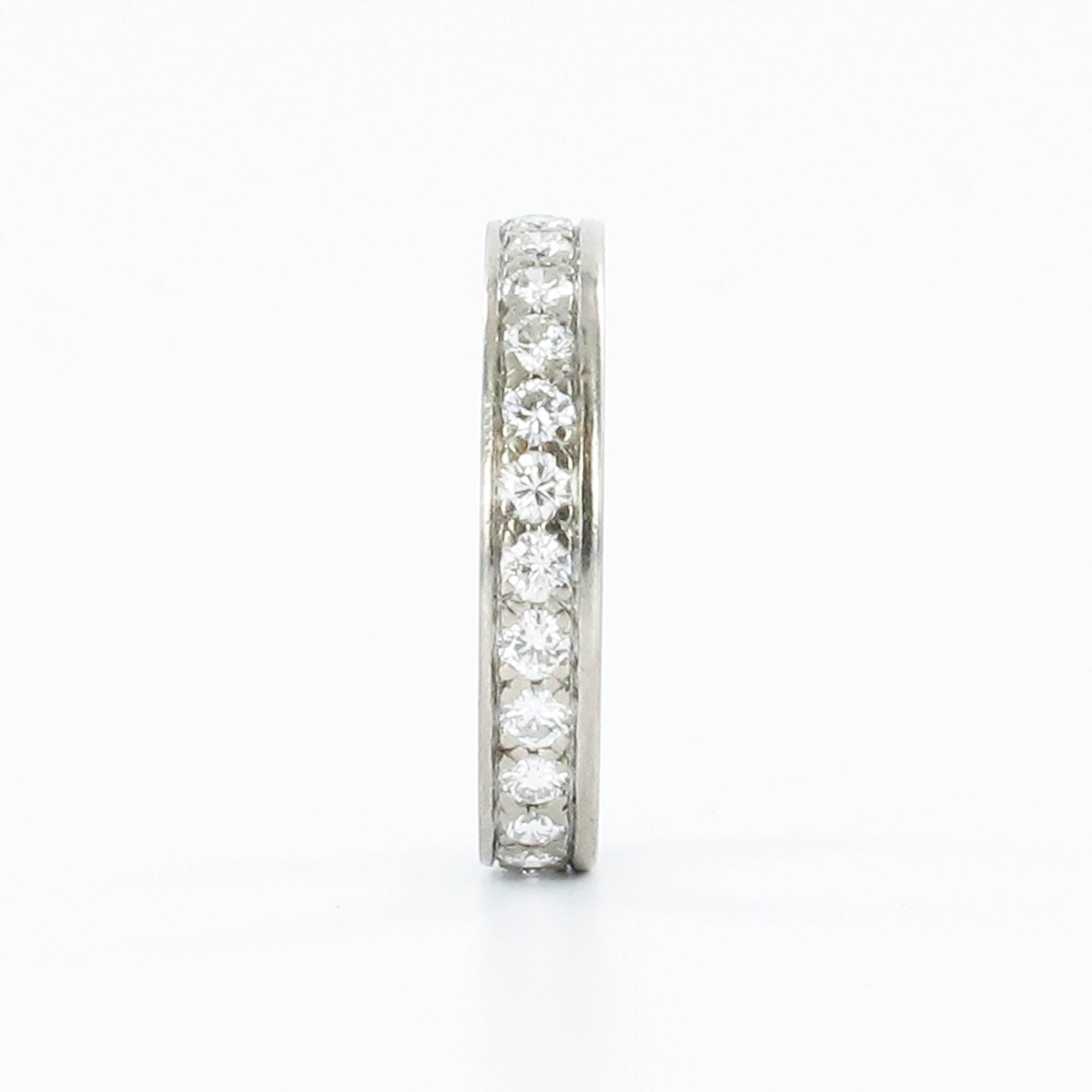Diamond Eternity White Gold Ring In Good Condition In Lucerne, CH