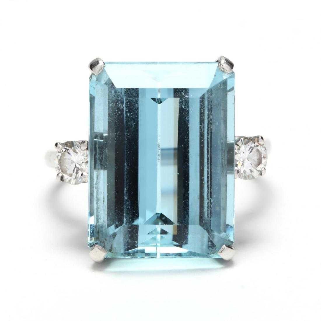 15.29 Carat Aquamarine Diamond Platinum Ring In Good Condition In Austin, TX