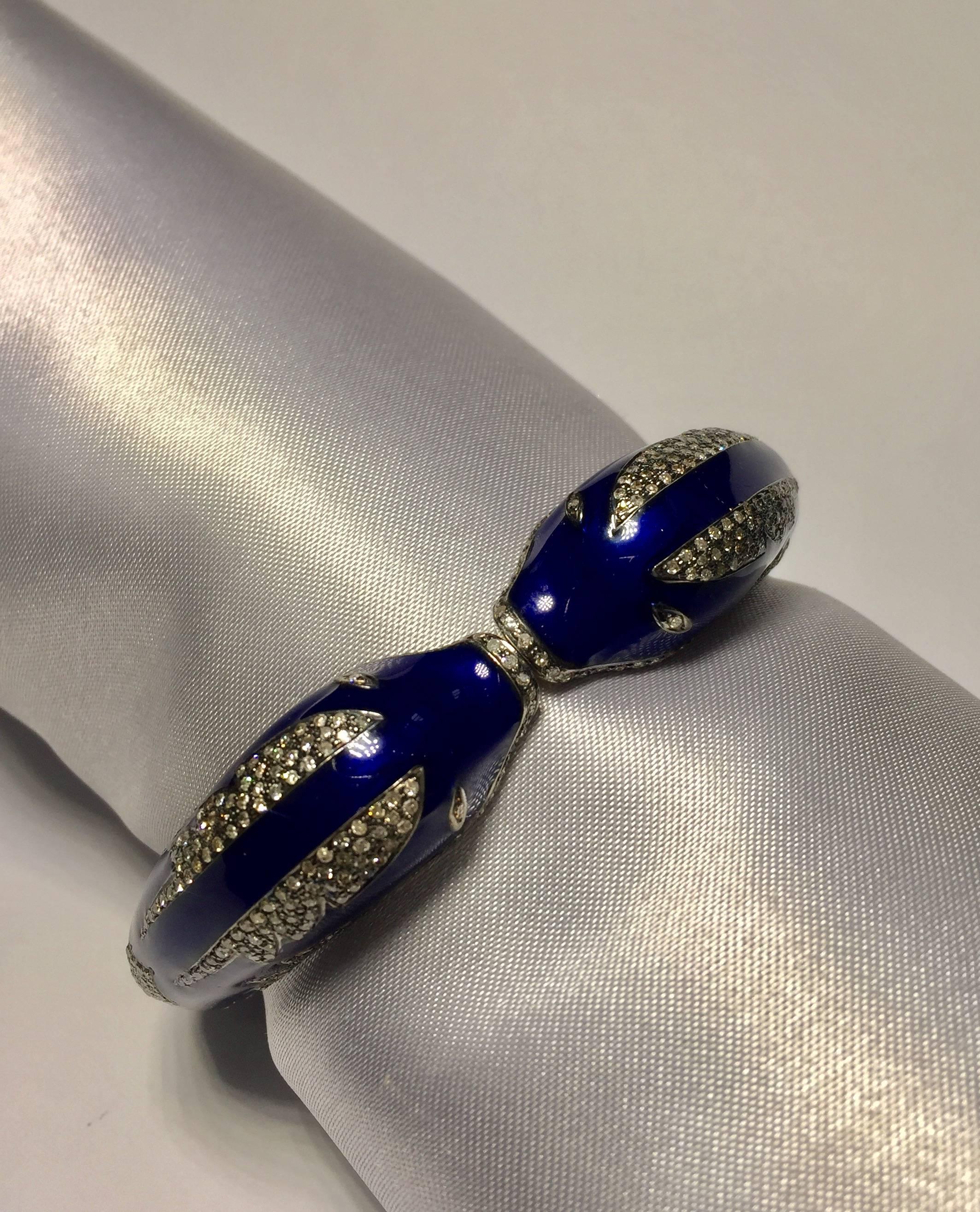 Russian Blue Enamel Diamond Gold Dolphin Bracelet Bangle In Excellent Condition For Sale In Austin, TX