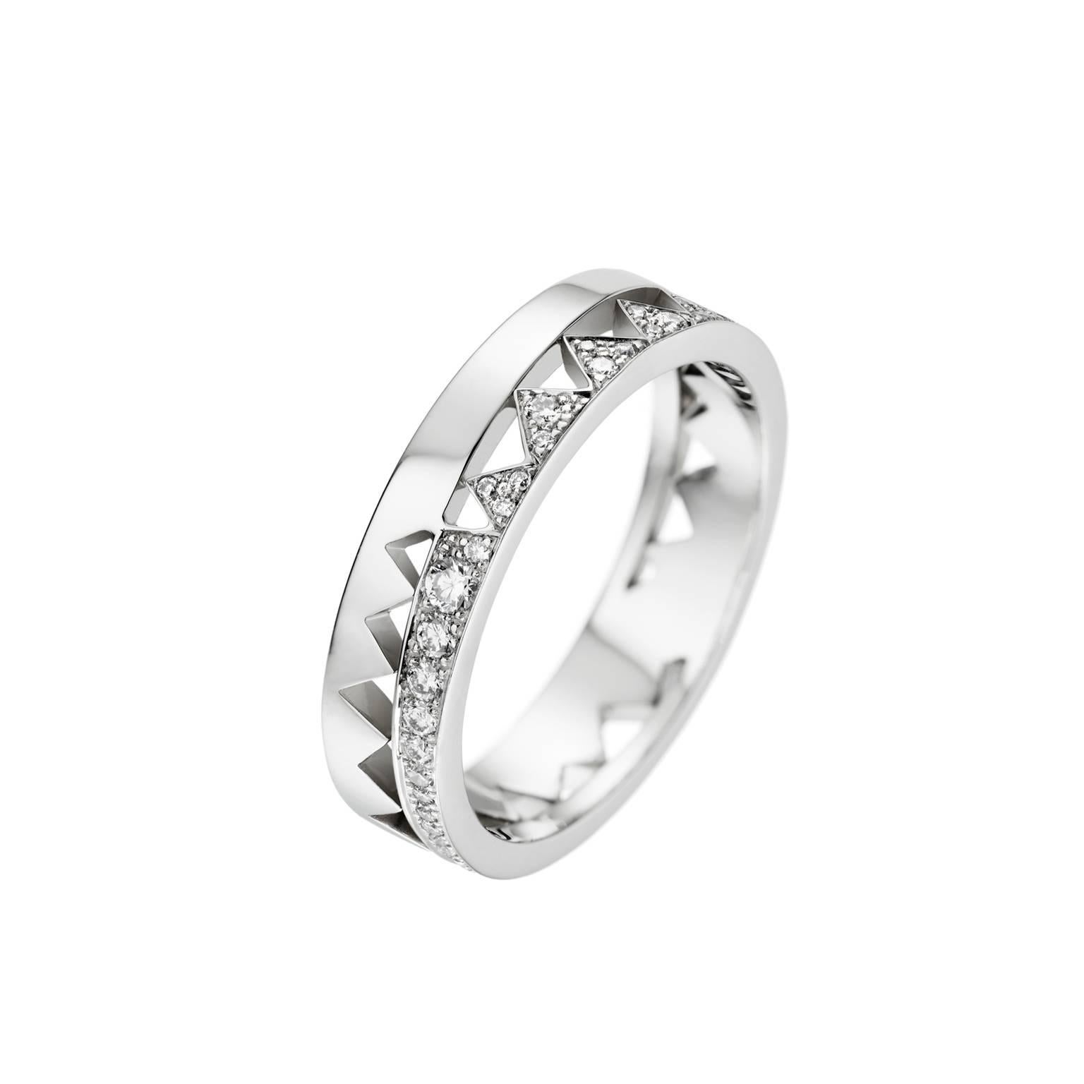 Akillis Capture Me Band Ring 18 Karat White Gold Half-Set White Diamonds for Her For Sale