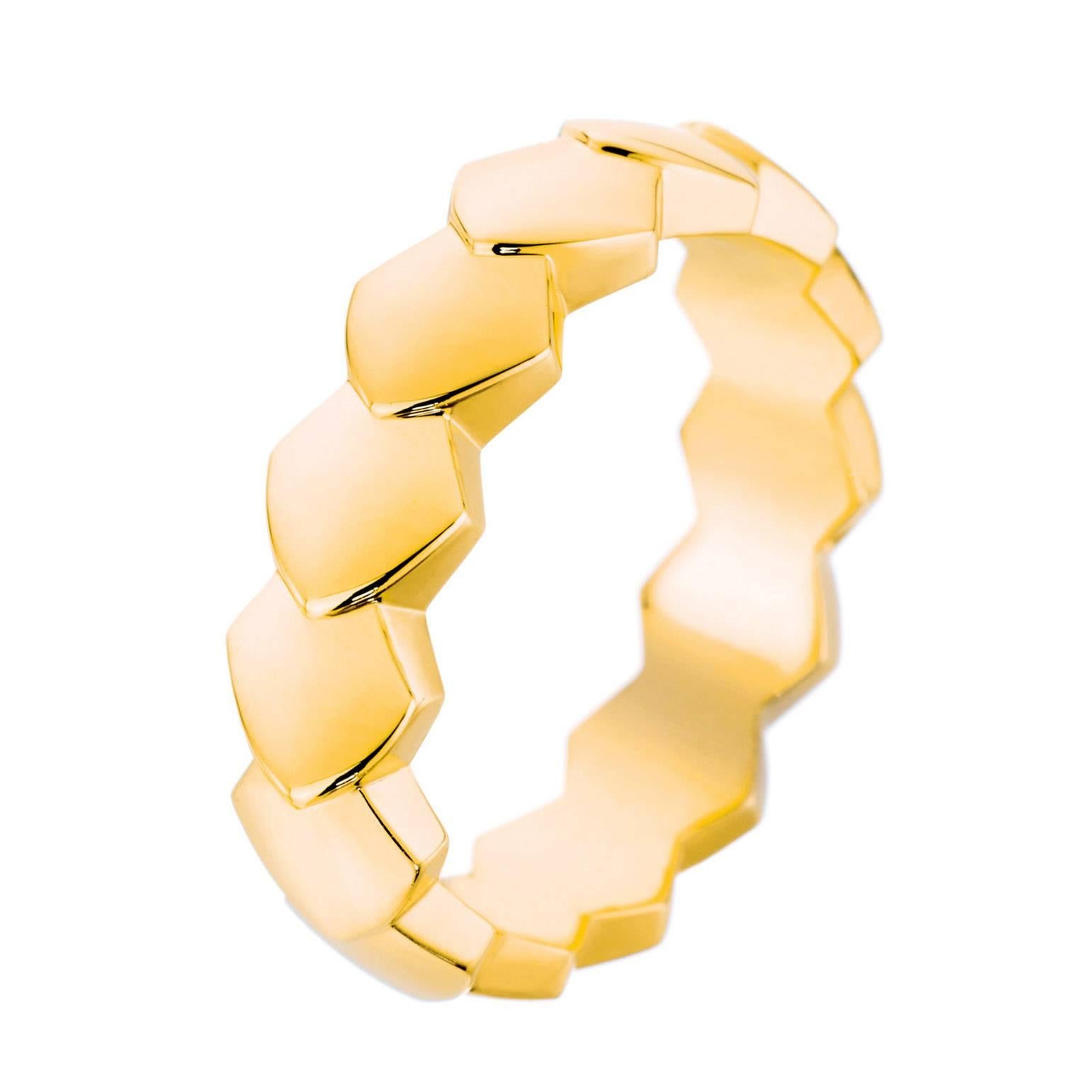 Akillis Python Ring 18 Karat Yellow Gold For Sale