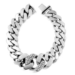 Chunky 18 Karat White Gold Chain Bracelet with White Diamonds