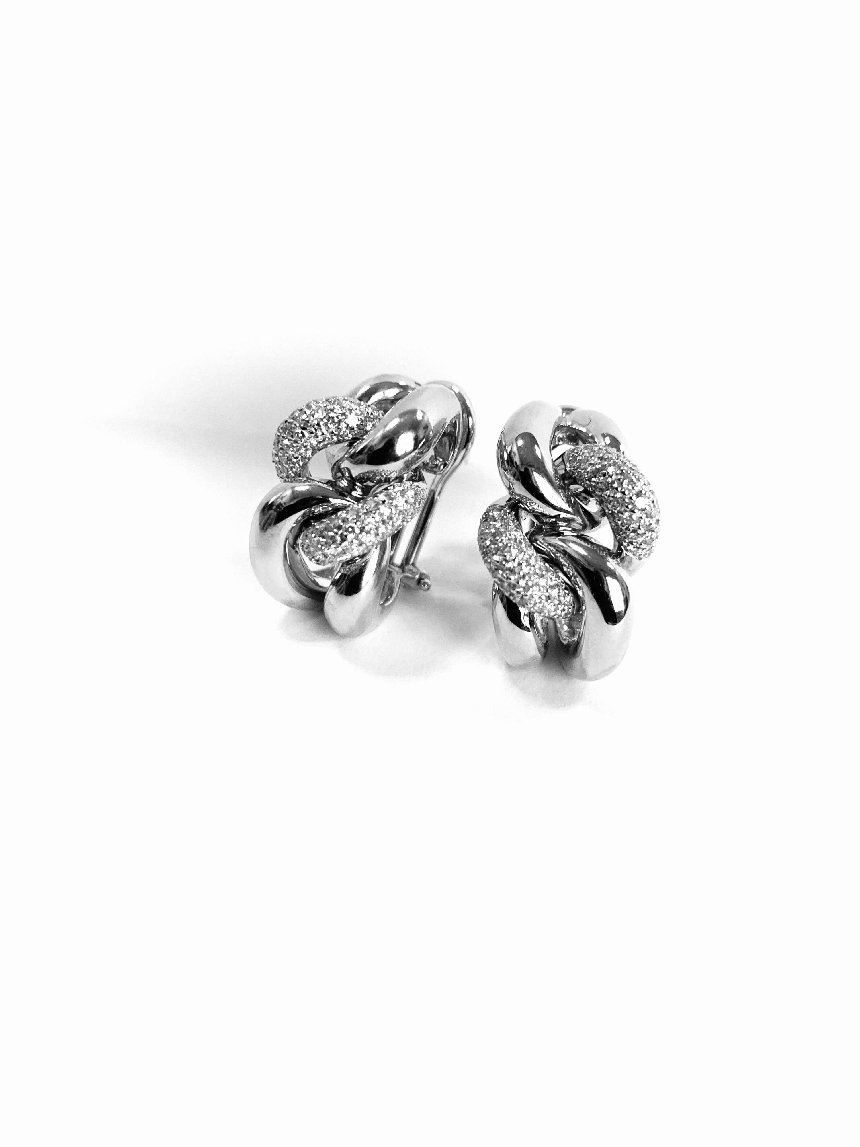 Classic Groumette Earrings 18 Karat White Gold and Diamonds For Sale 4