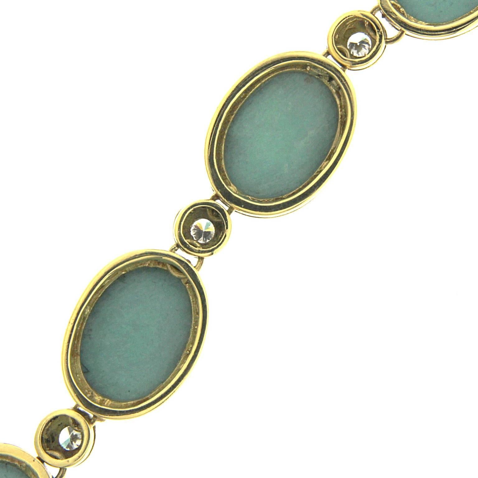 Turquoise sertie en or jaune 18 carats et diamants blancs Neuf - En vente à Milano, Lombardia