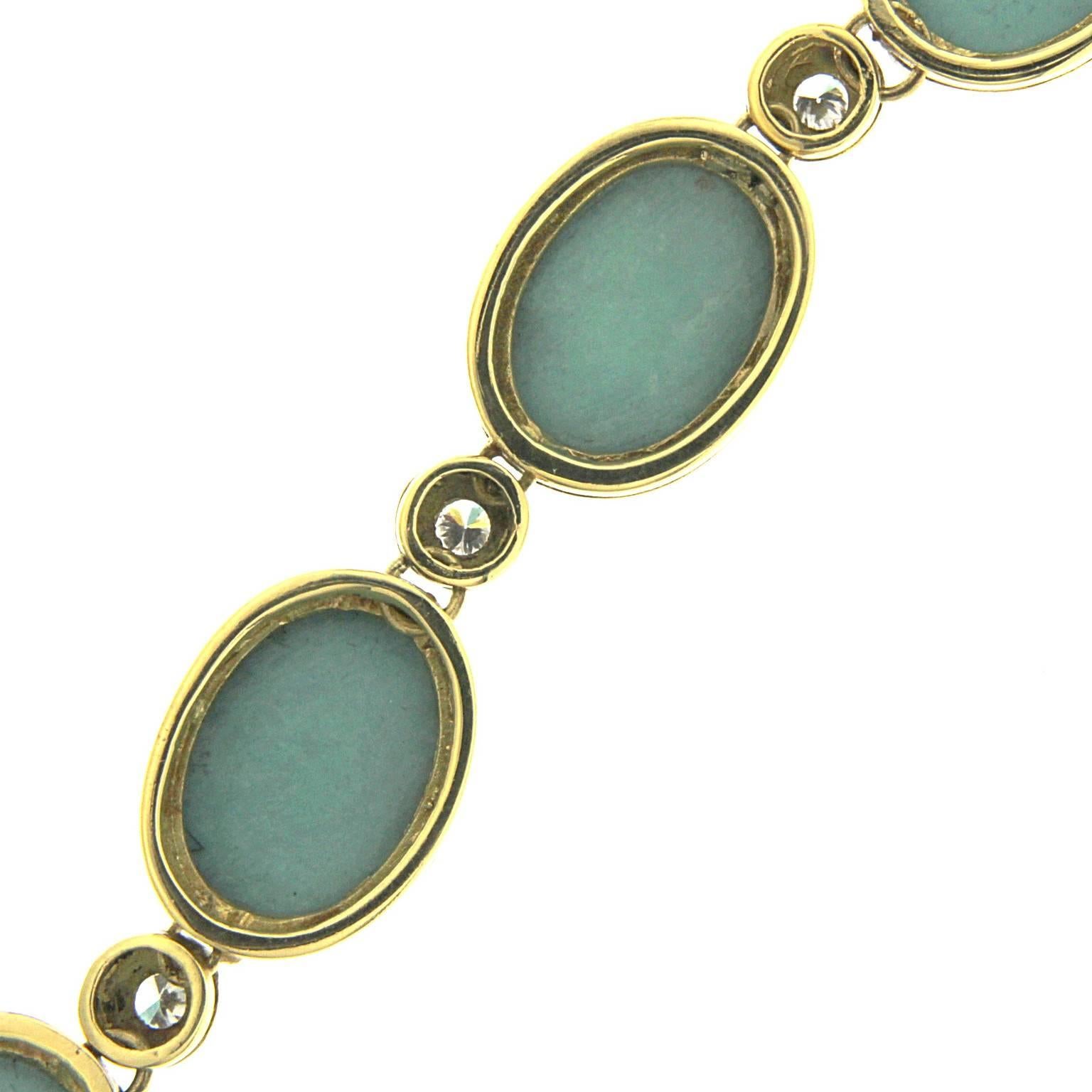 Turquoise Set in 18 Karat Yellow Gold and White Diamonds In New Condition For Sale In Milano, Lombardia