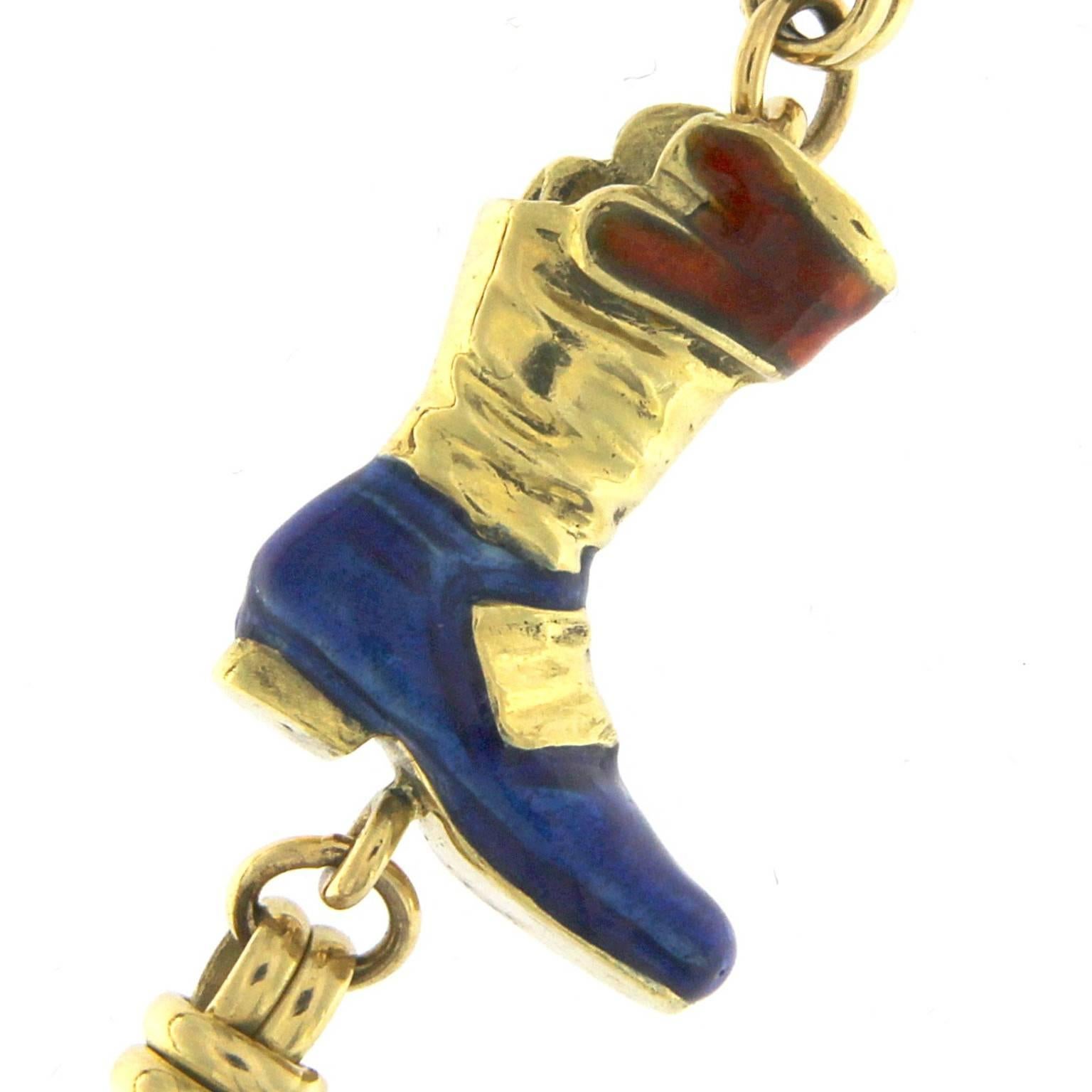 Long 18 Karat Yellow Gold Necklace with Enamelled Boots For Sale 2