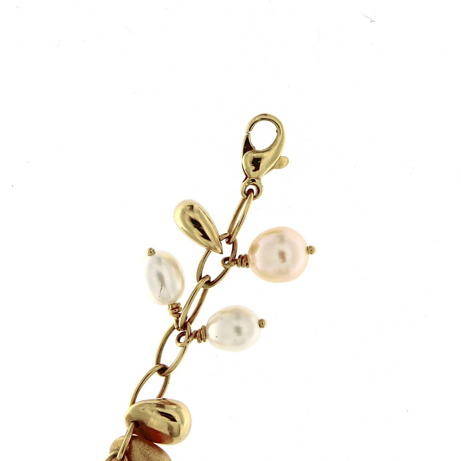 Halskette und Armband aus 18 Karat Gold mit Flussperlen im Angebot 1