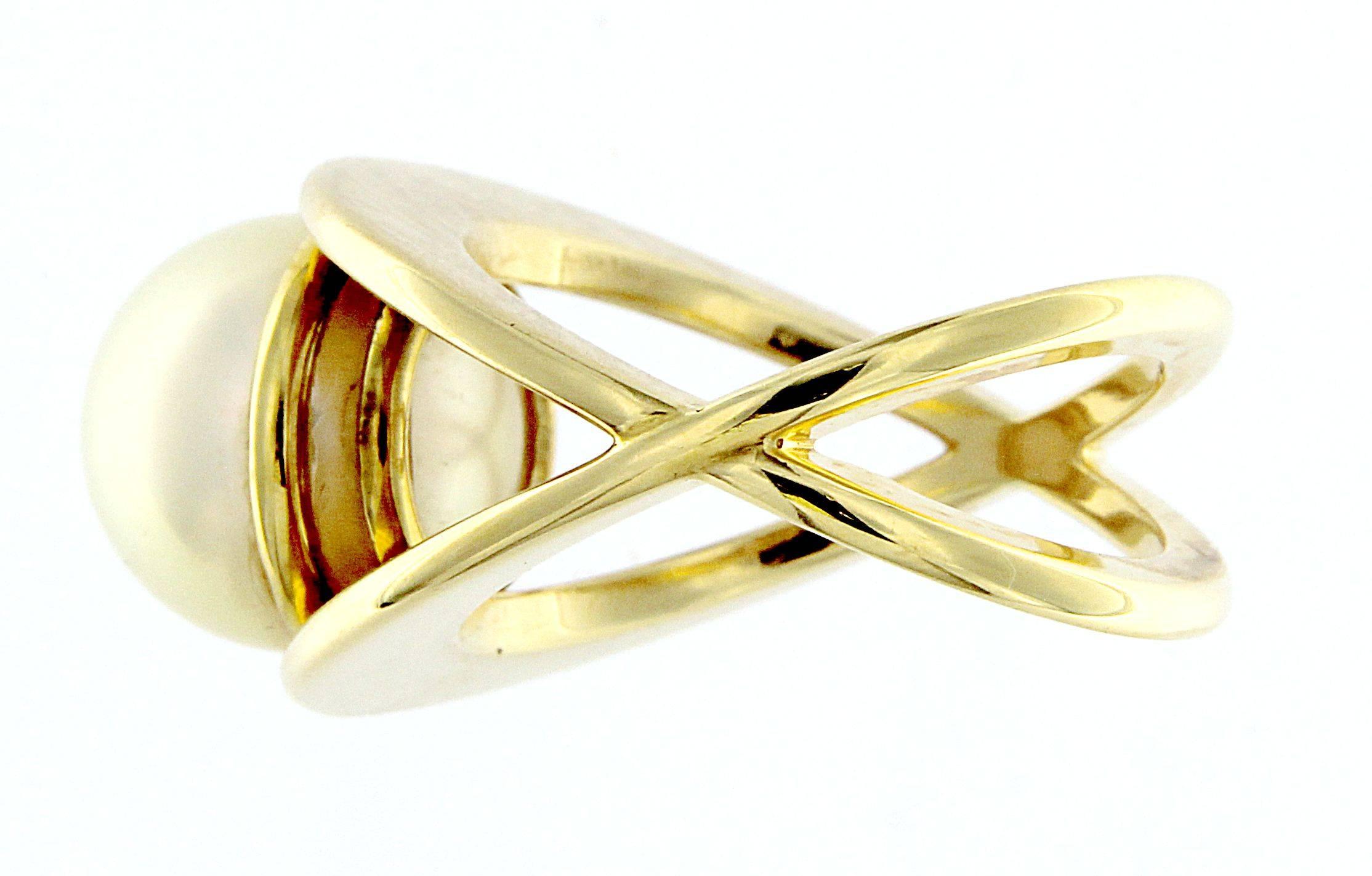 Uncut Design Ring with Natural Pearl